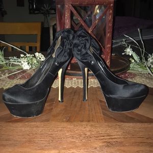 2/$14 Bebe platform heels